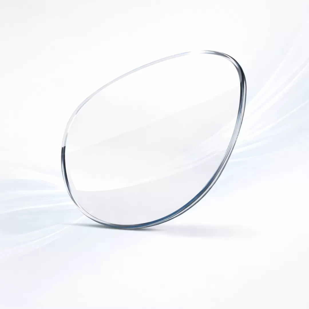 lente oftálmica transparente em destaque com fundo claro